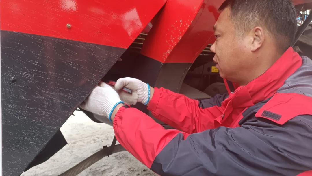 鄭州中聯(lián)市場部長趙洪峰：給用戶以真誠，是我工作中